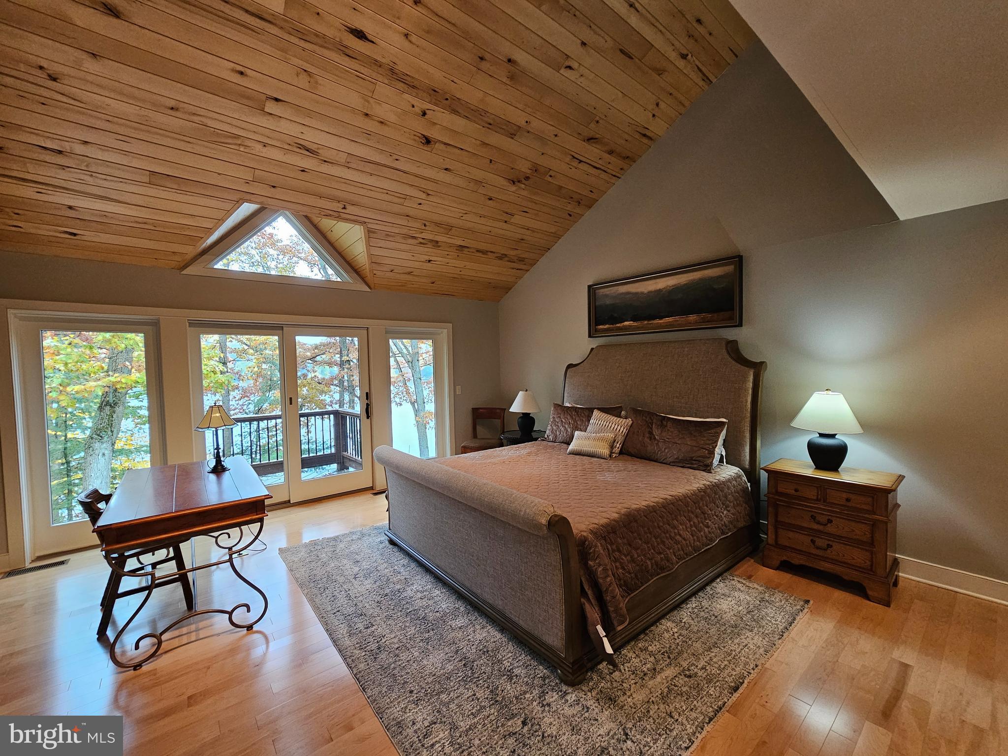 GLENDALE ROAD - Residential