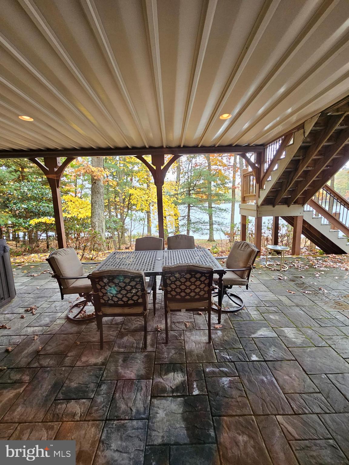 GLENDALE ROAD - Residential