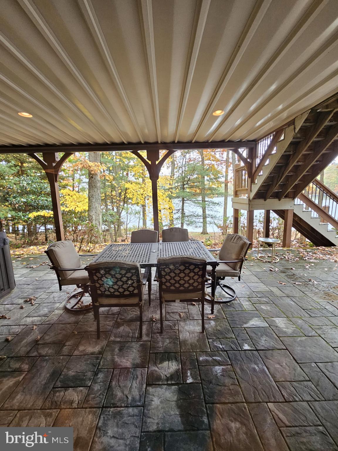 GLENDALE ROAD - Residential