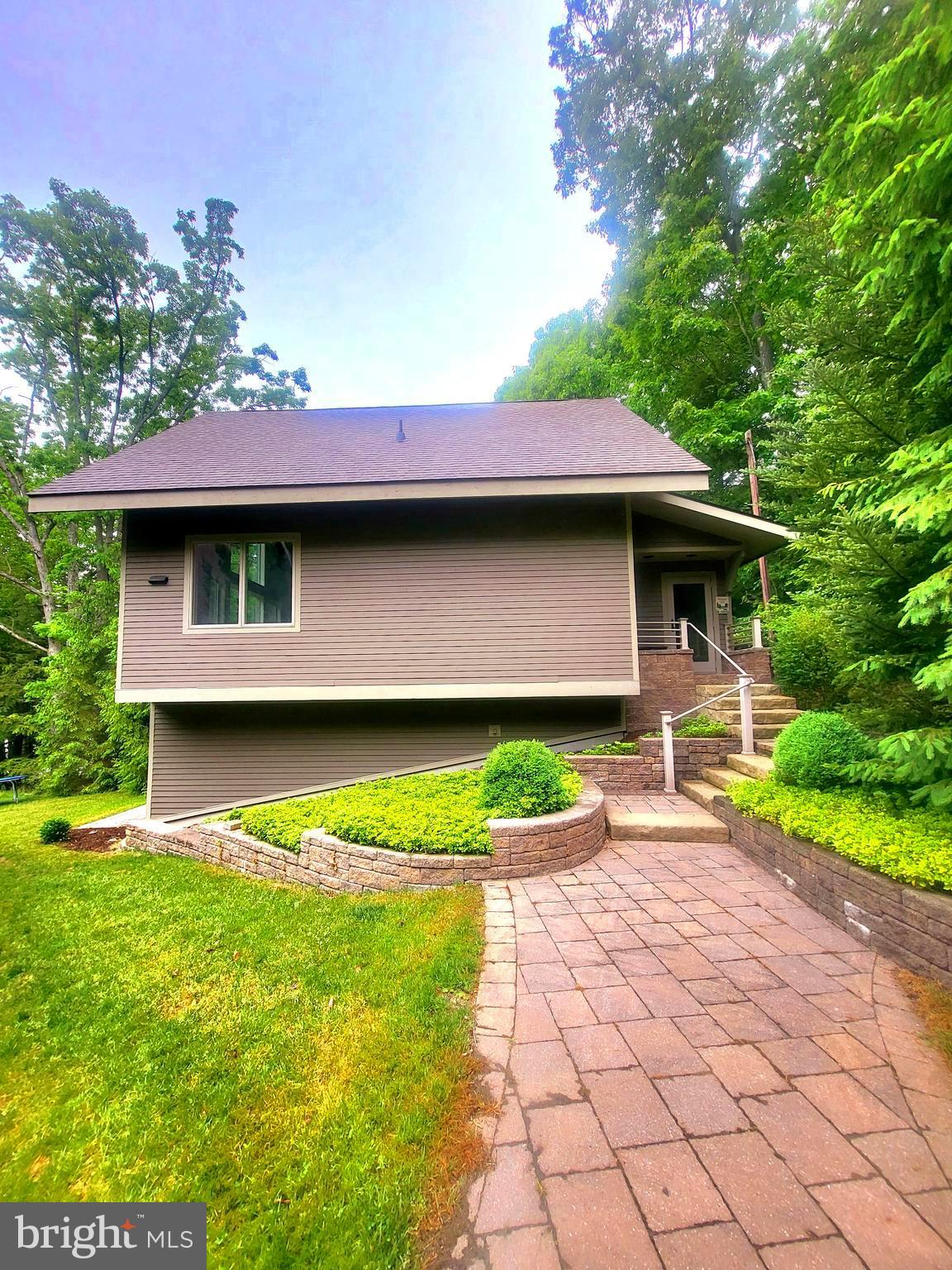 GLENDALE ROAD - Residential