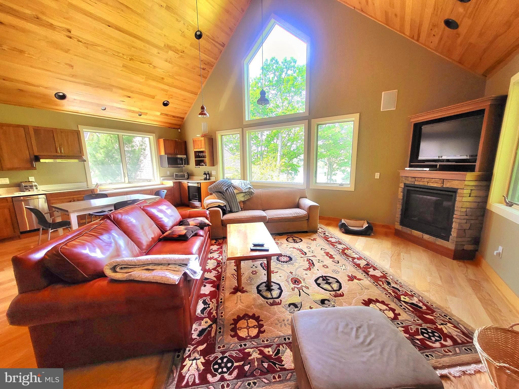 GLENDALE ROAD - Residential