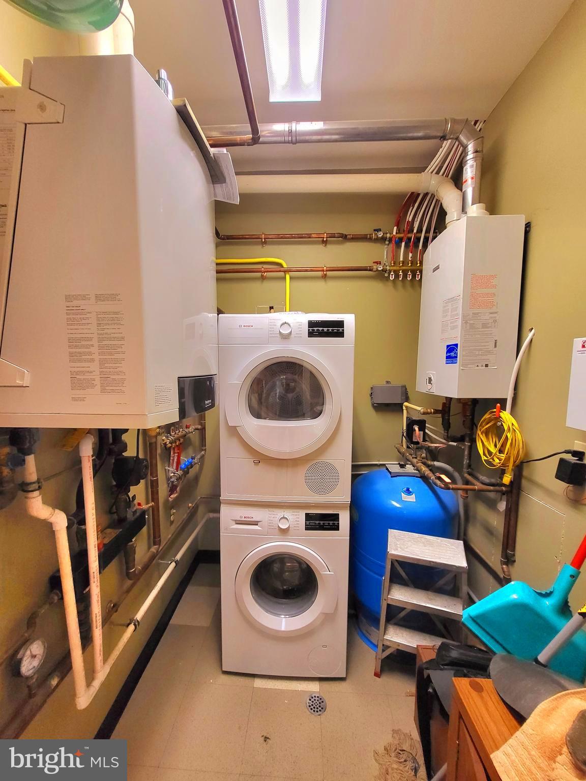 GLENDALE ROAD - Residential