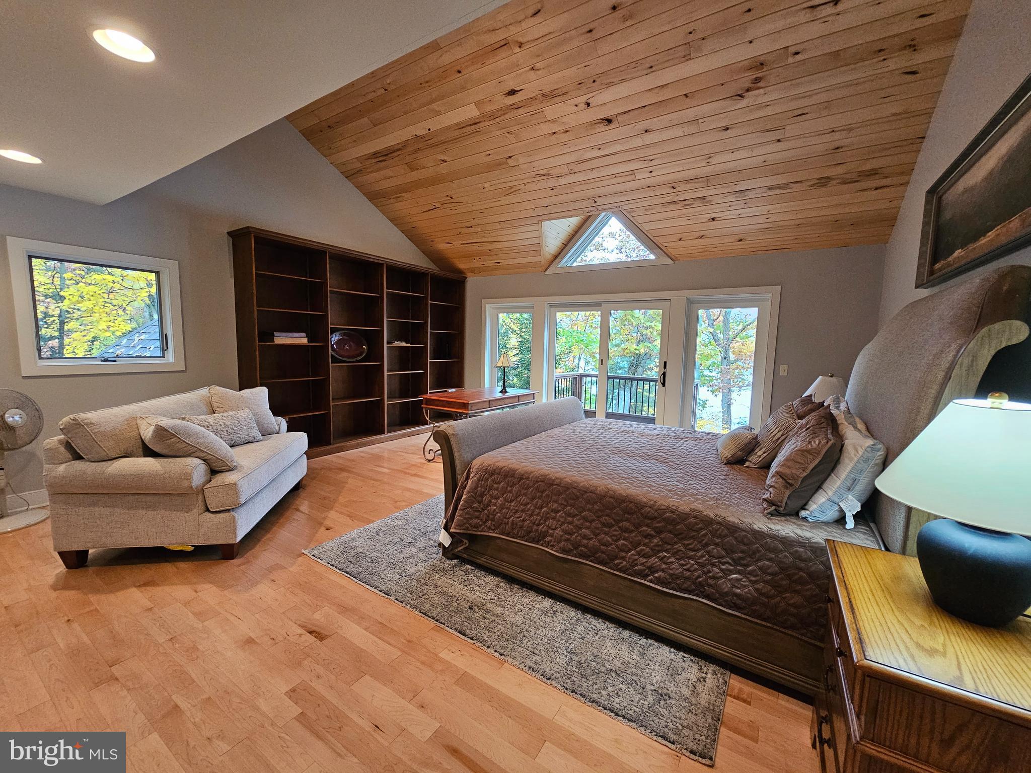 GLENDALE ROAD - Residential