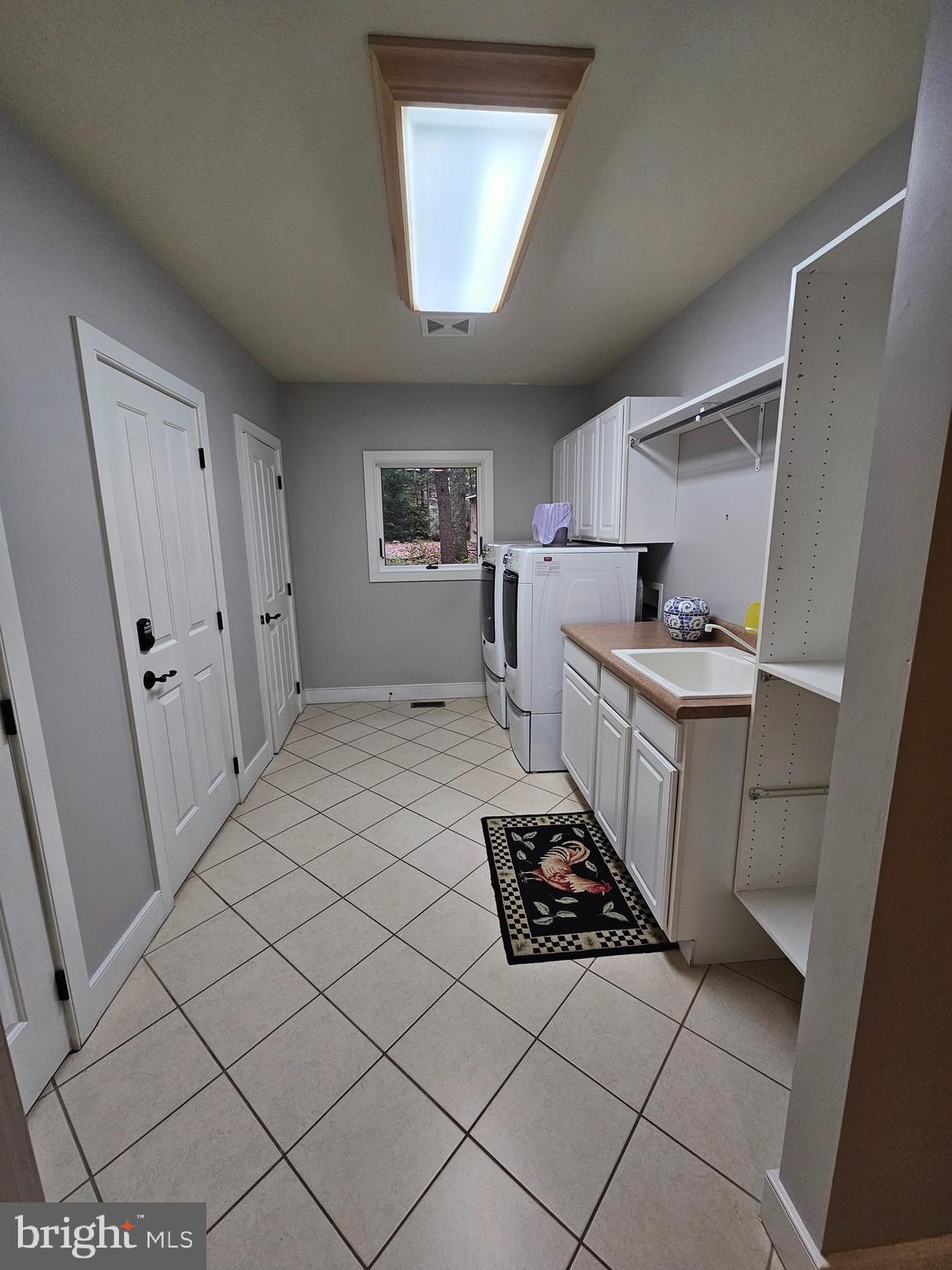 GLENDALE ROAD - Residential