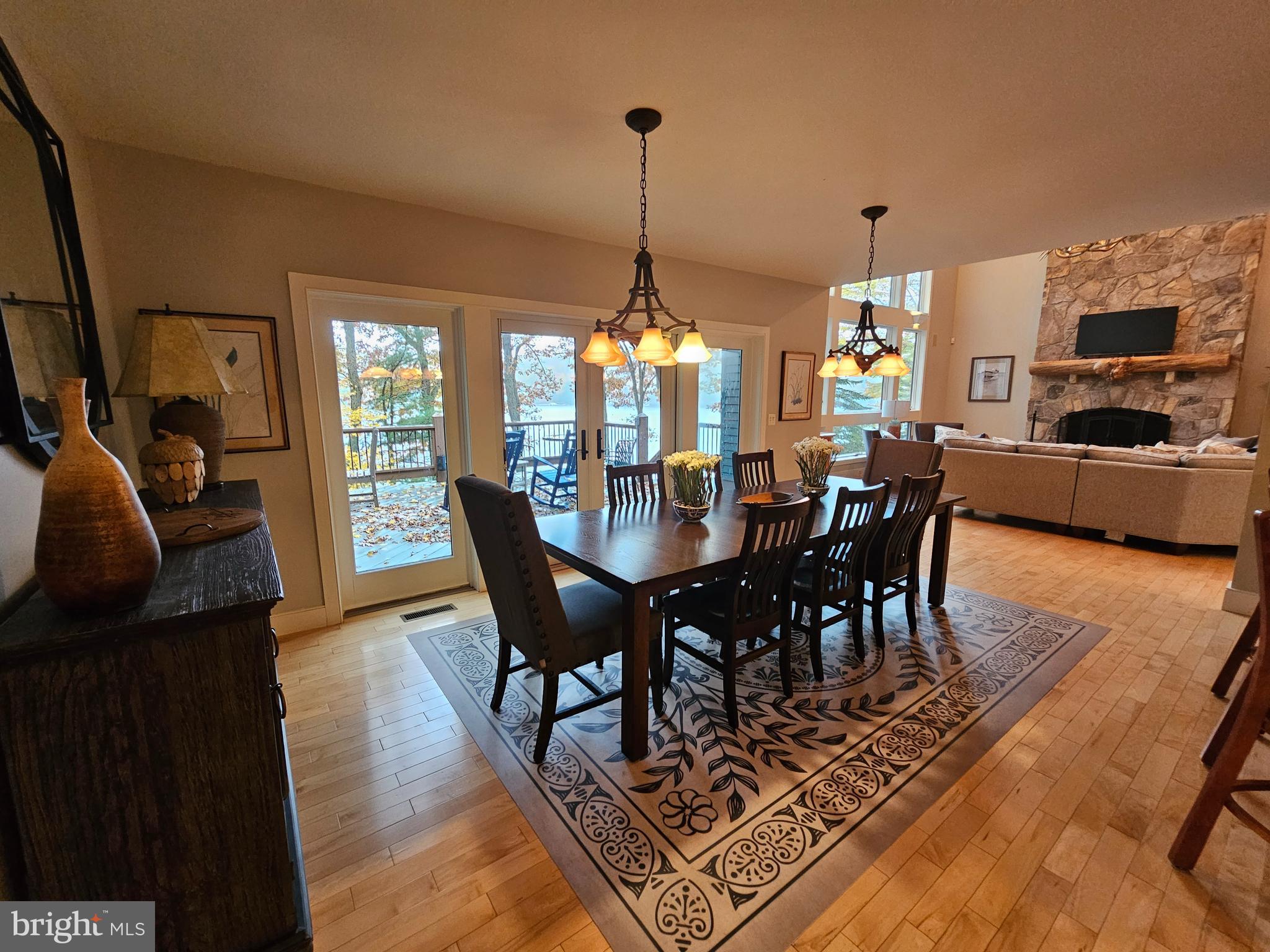 GLENDALE ROAD - Residential