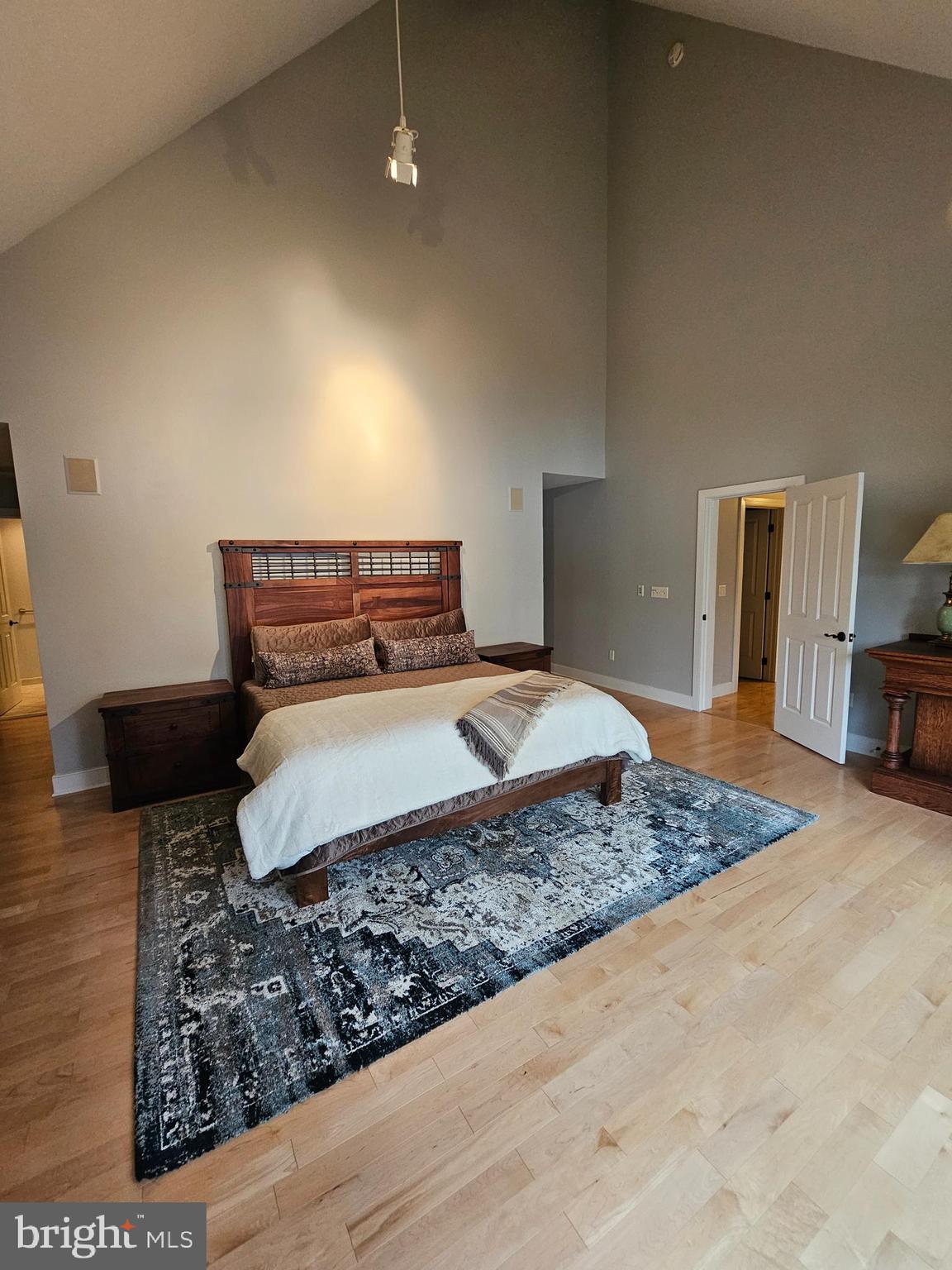 GLENDALE ROAD - Residential