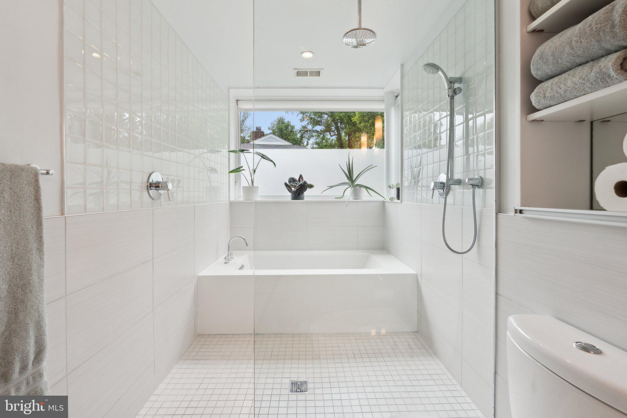 HIGH POINT - Residential