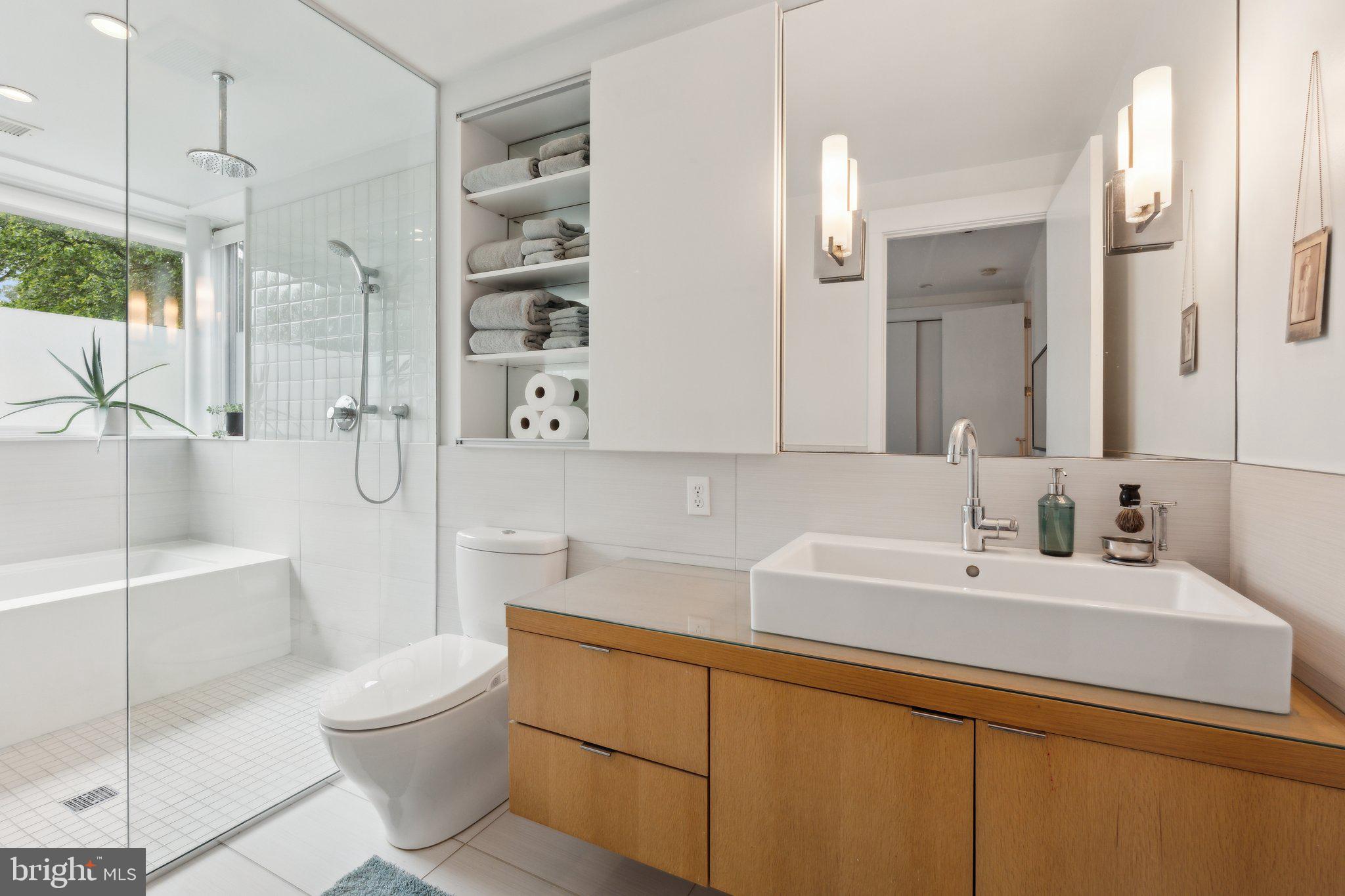 HIGH POINT - Residential