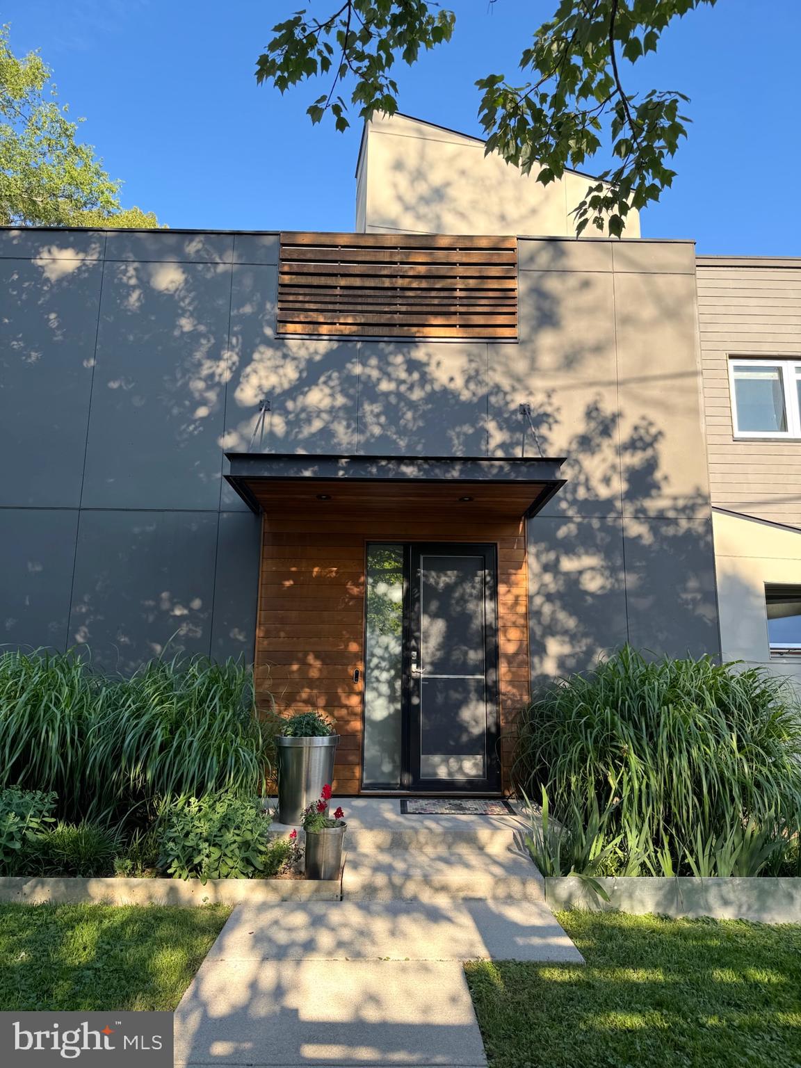 HIGH POINT - Residential