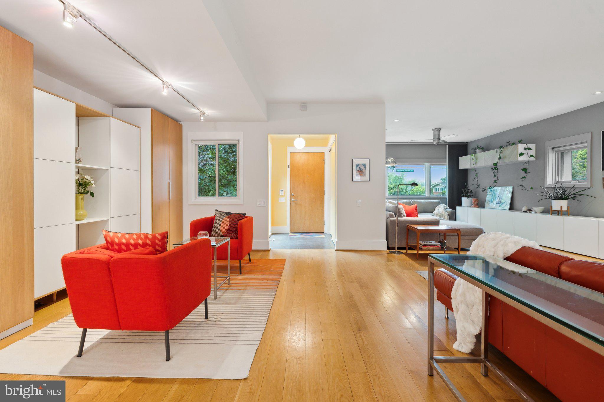 HIGH POINT - Residential