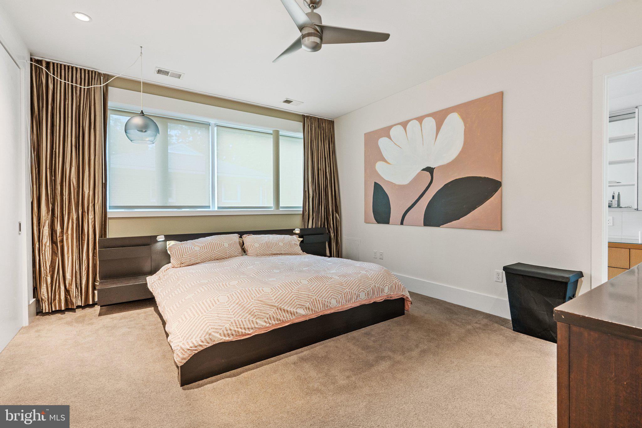 HIGH POINT - Residential