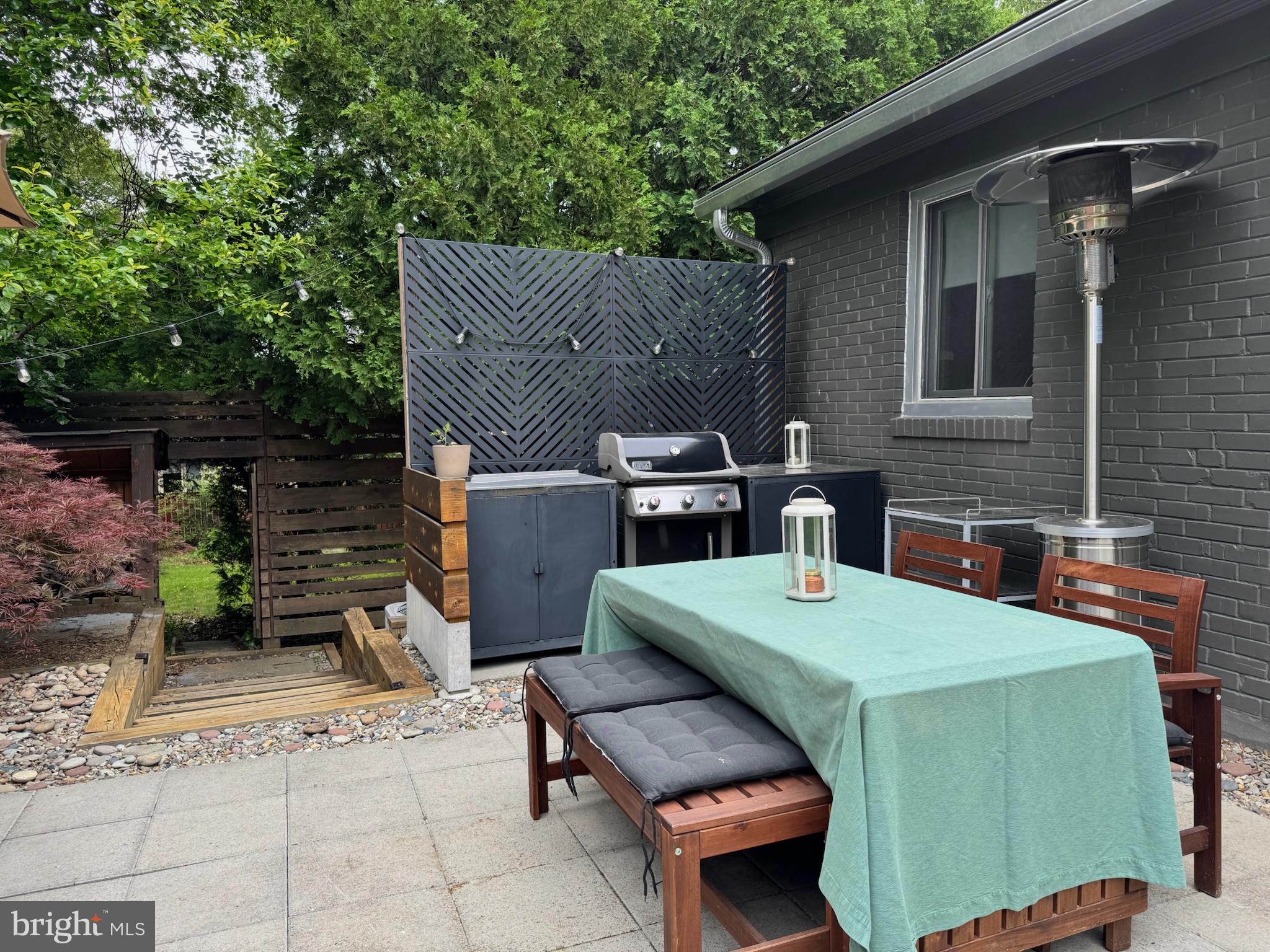 HIGH POINT - Residential