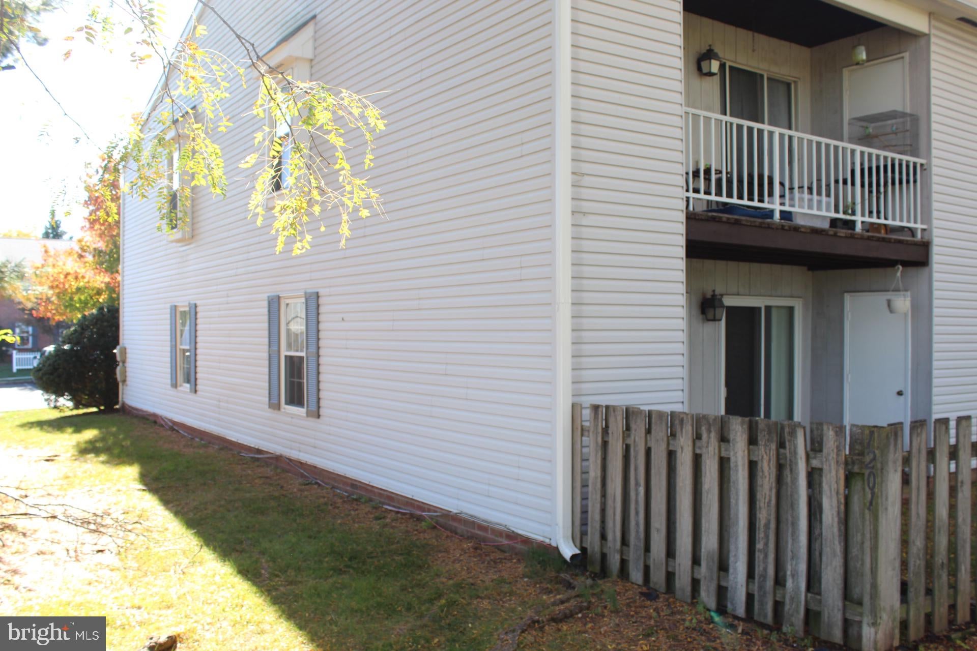 1201 CROSSHILL COURT A