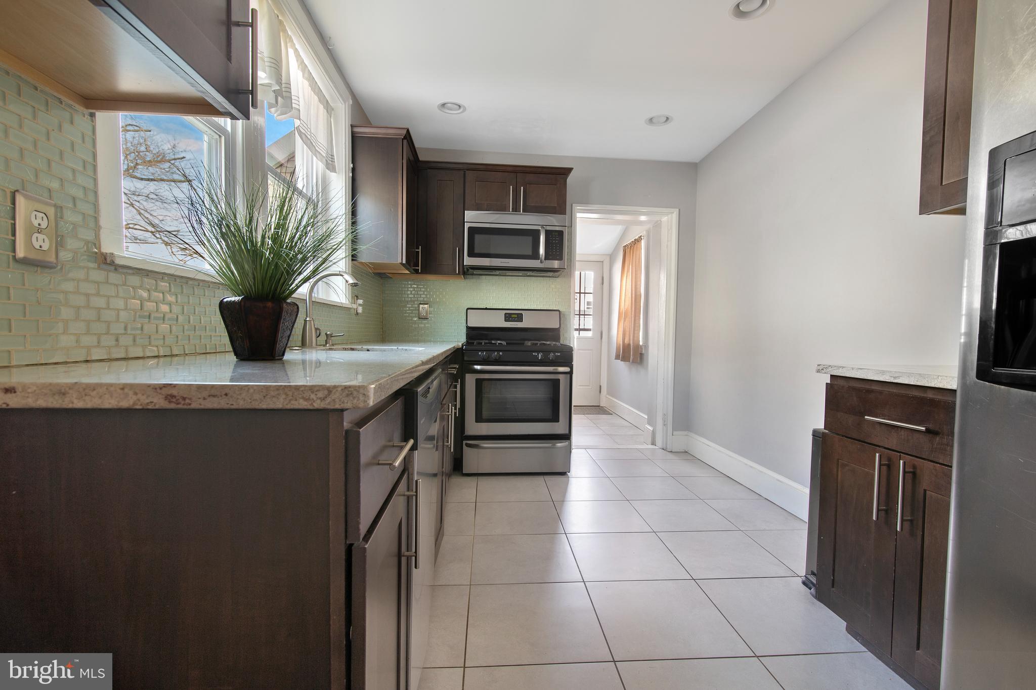 CONSHOHOCKEN - Residential