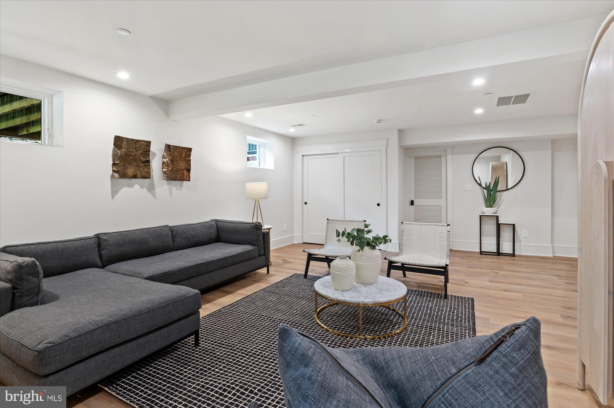 KENT - Residential