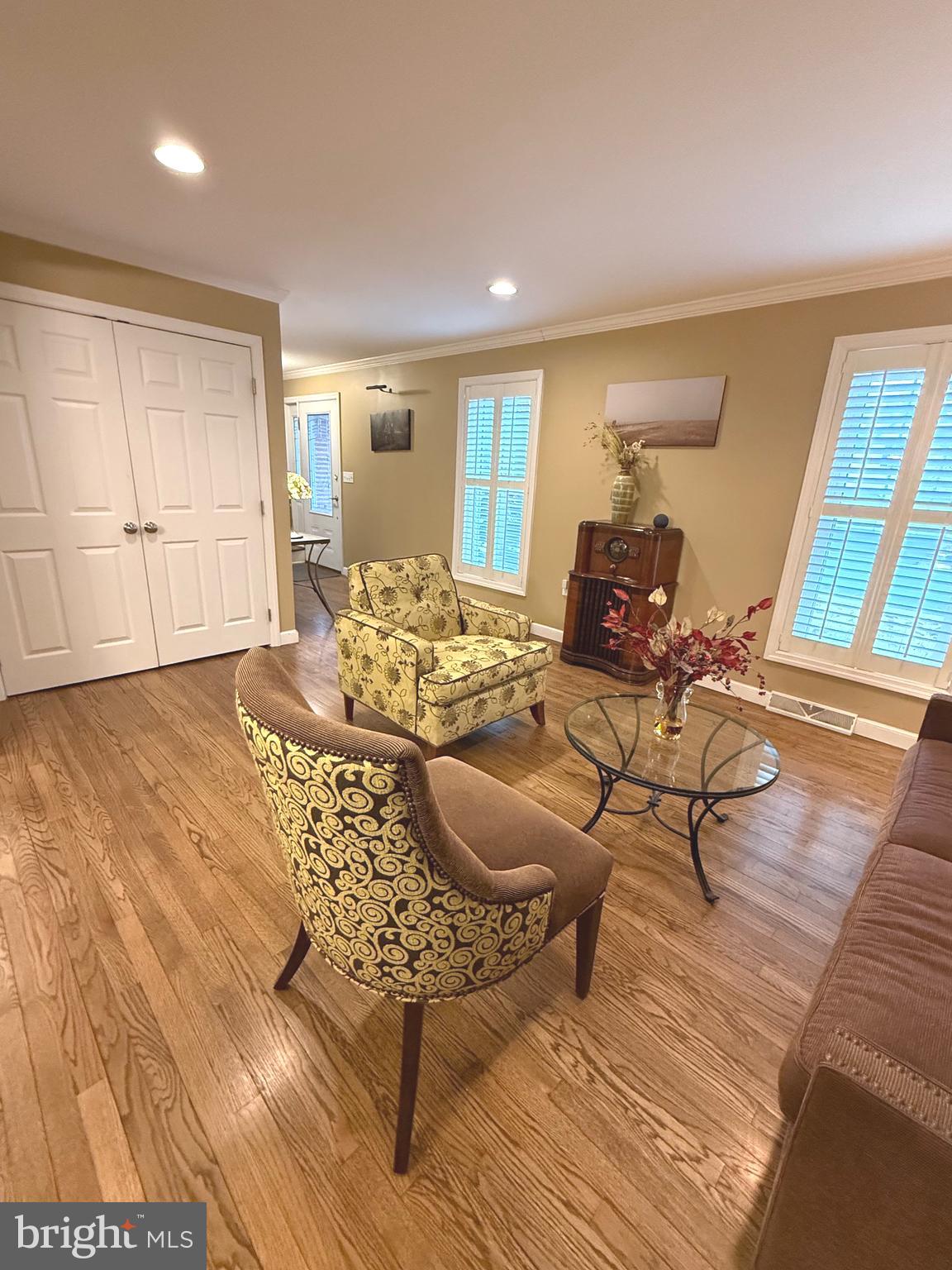 SUNRISE TERRACE - Residential