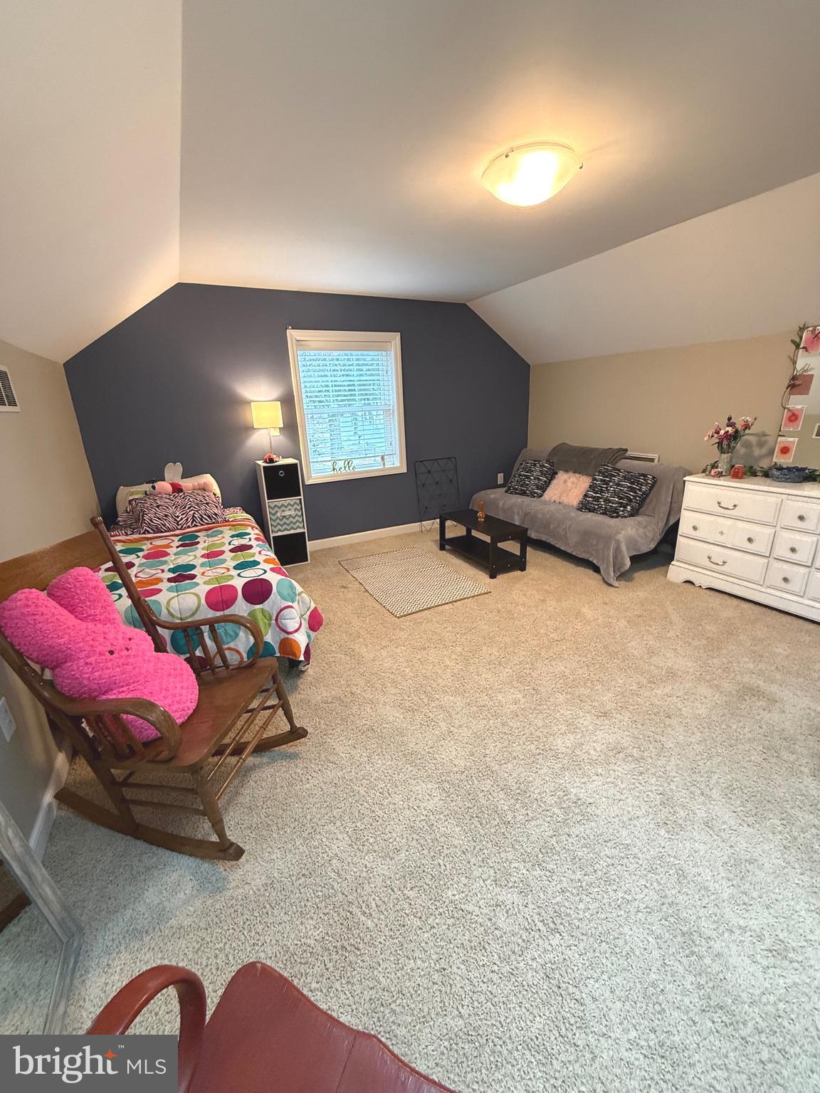 SUNRISE TERRACE - Residential