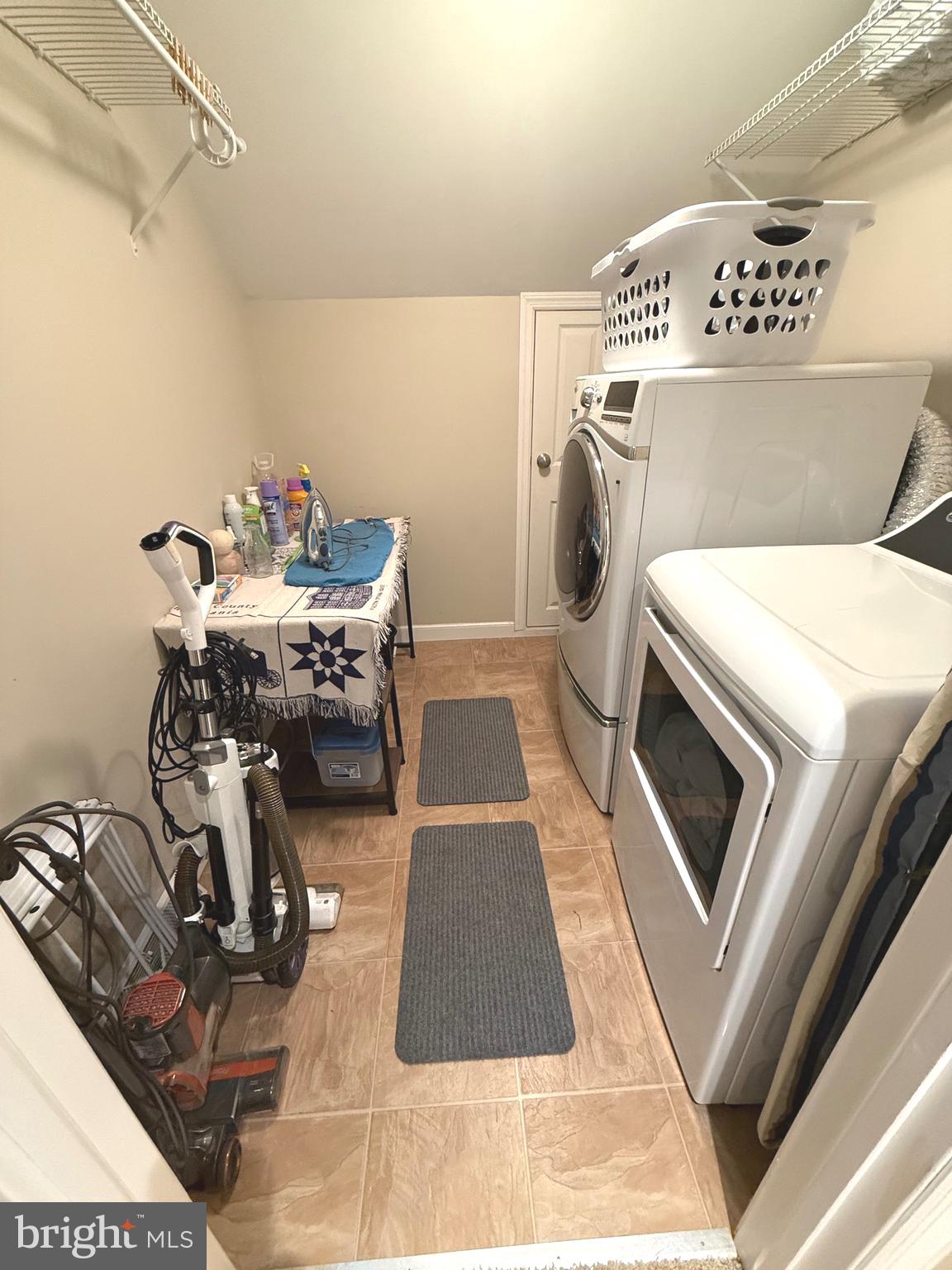 SUNRISE TERRACE - Residential