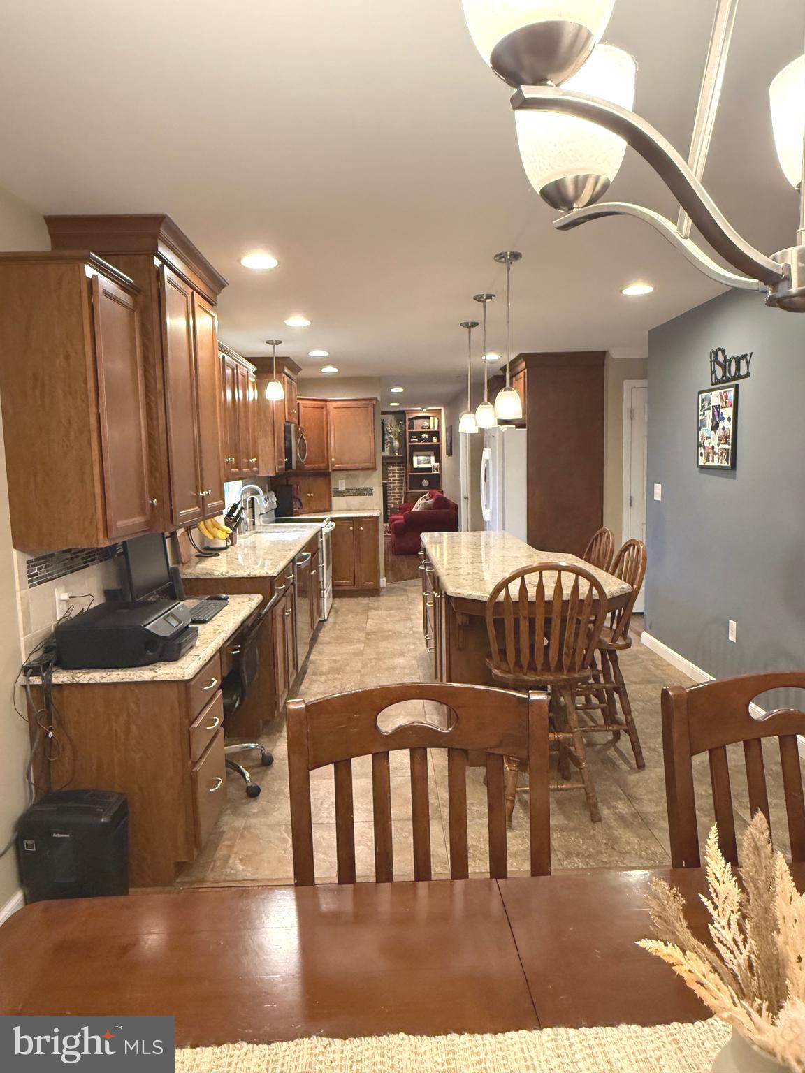 SUNRISE TERRACE - Residential