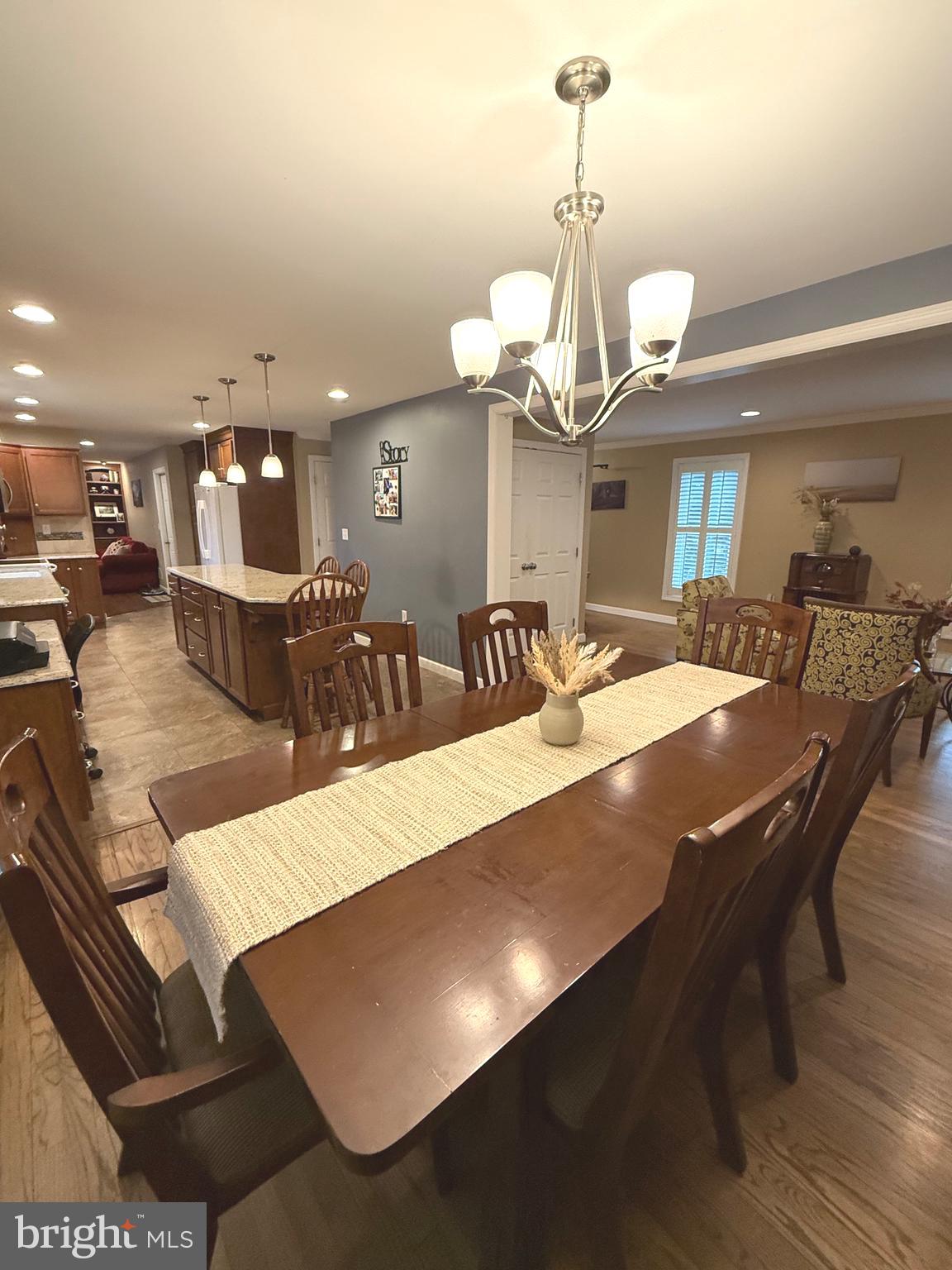 SUNRISE TERRACE - Residential