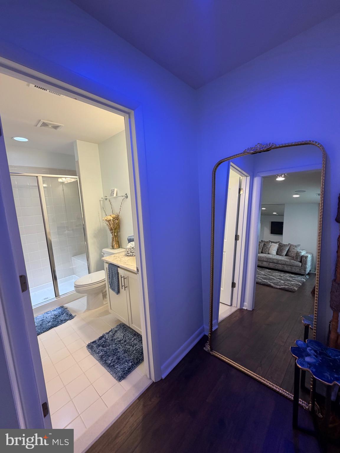 COWAN CROSSING - Residential