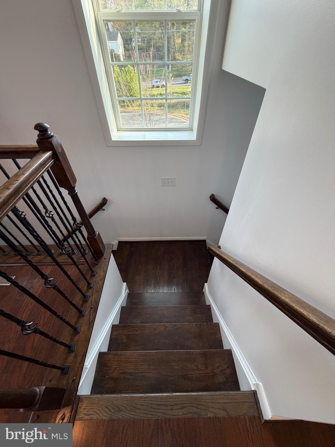 COWAN CROSSING - Residential