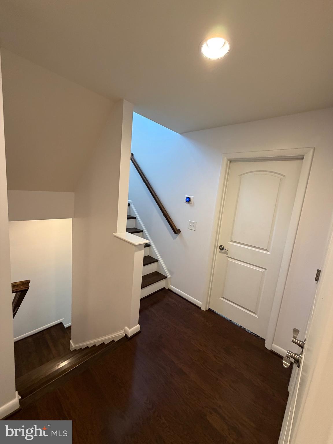 COWAN CROSSING - Residential