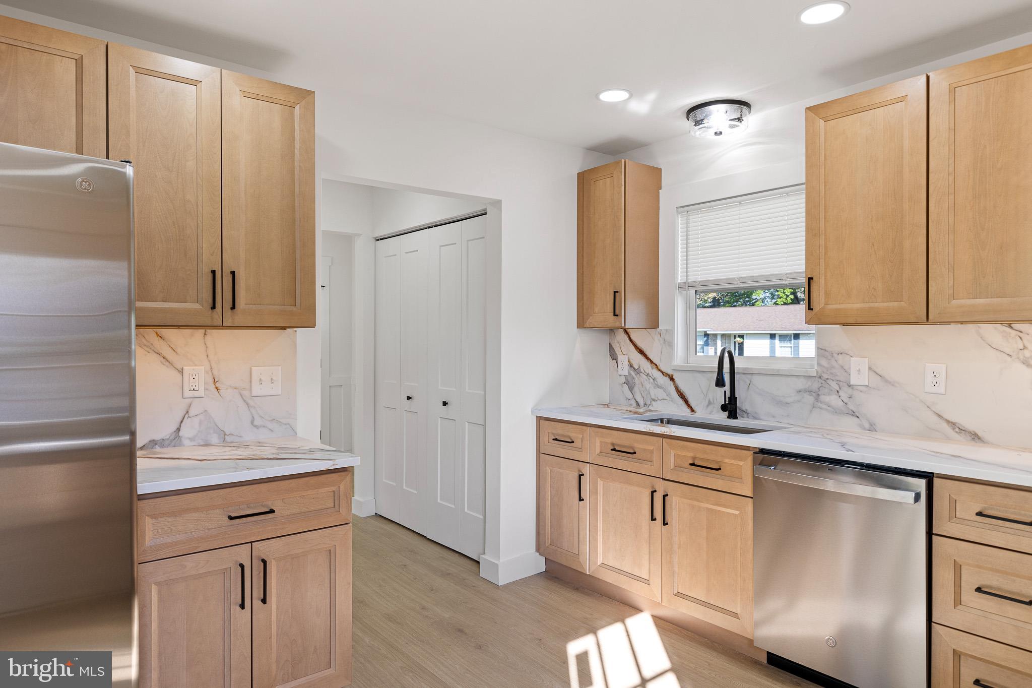 BROOKBEND - Residential