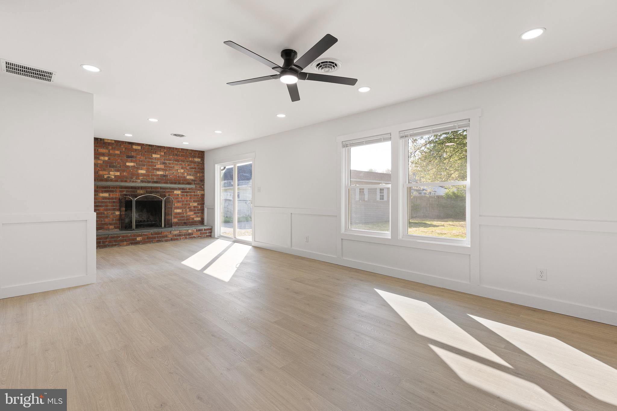 BROOKBEND - Residential