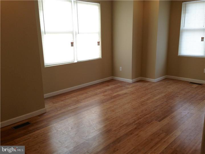 FISHTOWN - Residential Lease