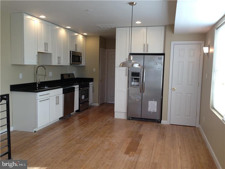 FISHTOWN - Residential Lease