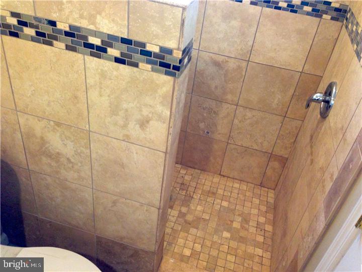 FISHTOWN - Residential Lease