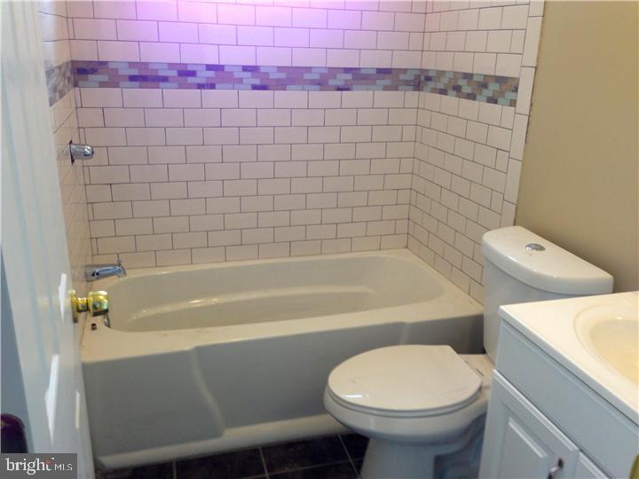 FISHTOWN - Residential Lease