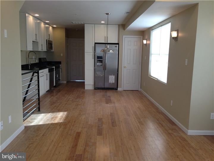 FISHTOWN - Residential Lease
