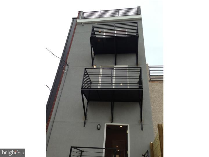 FISHTOWN - Residential Lease