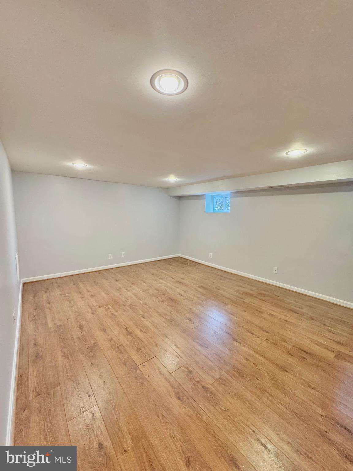 FAIRLINGTON VILLAGES - Residential Lease