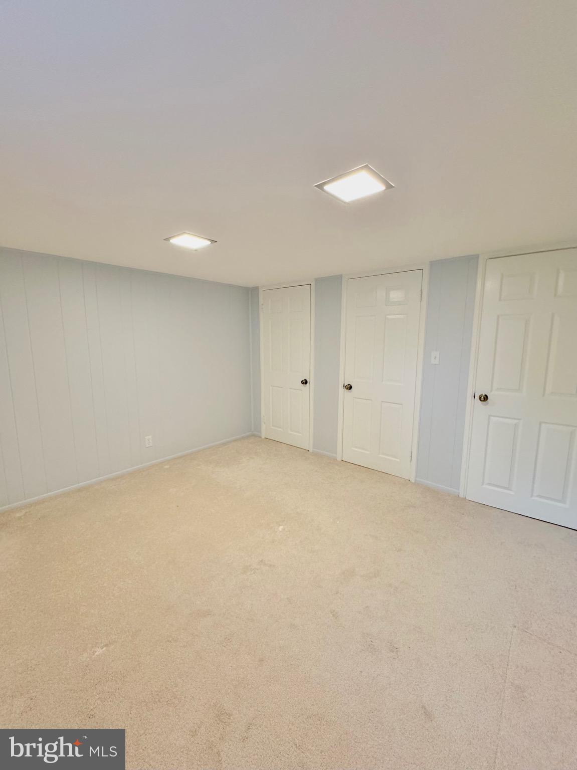 FAIRLINGTON VILLAGES - Residential Lease