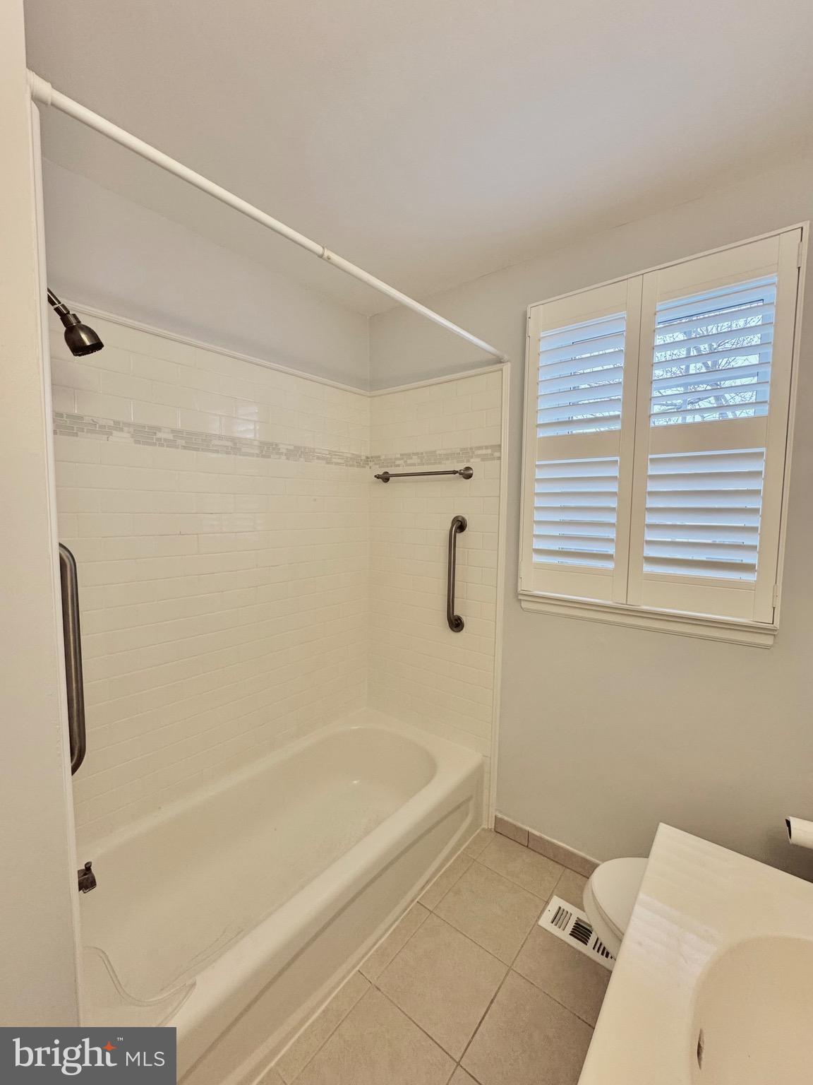 FAIRLINGTON VILLAGES - Residential Lease