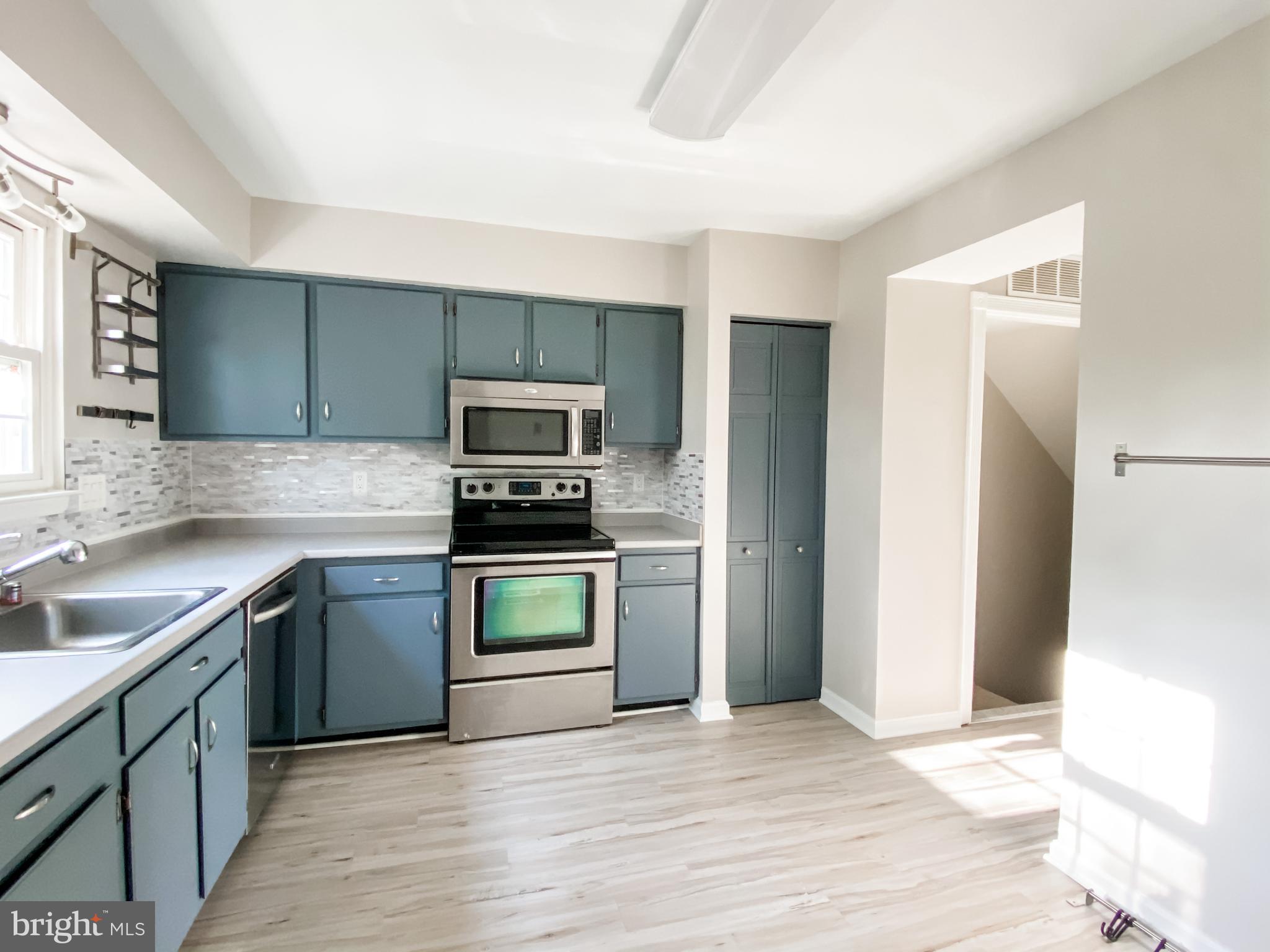 CASHELL MANOR - Residential