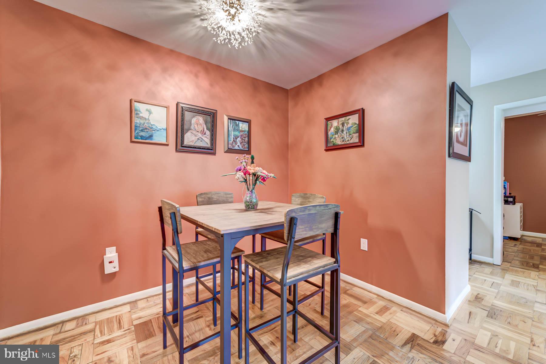 FAIRFAX WEST - Residential