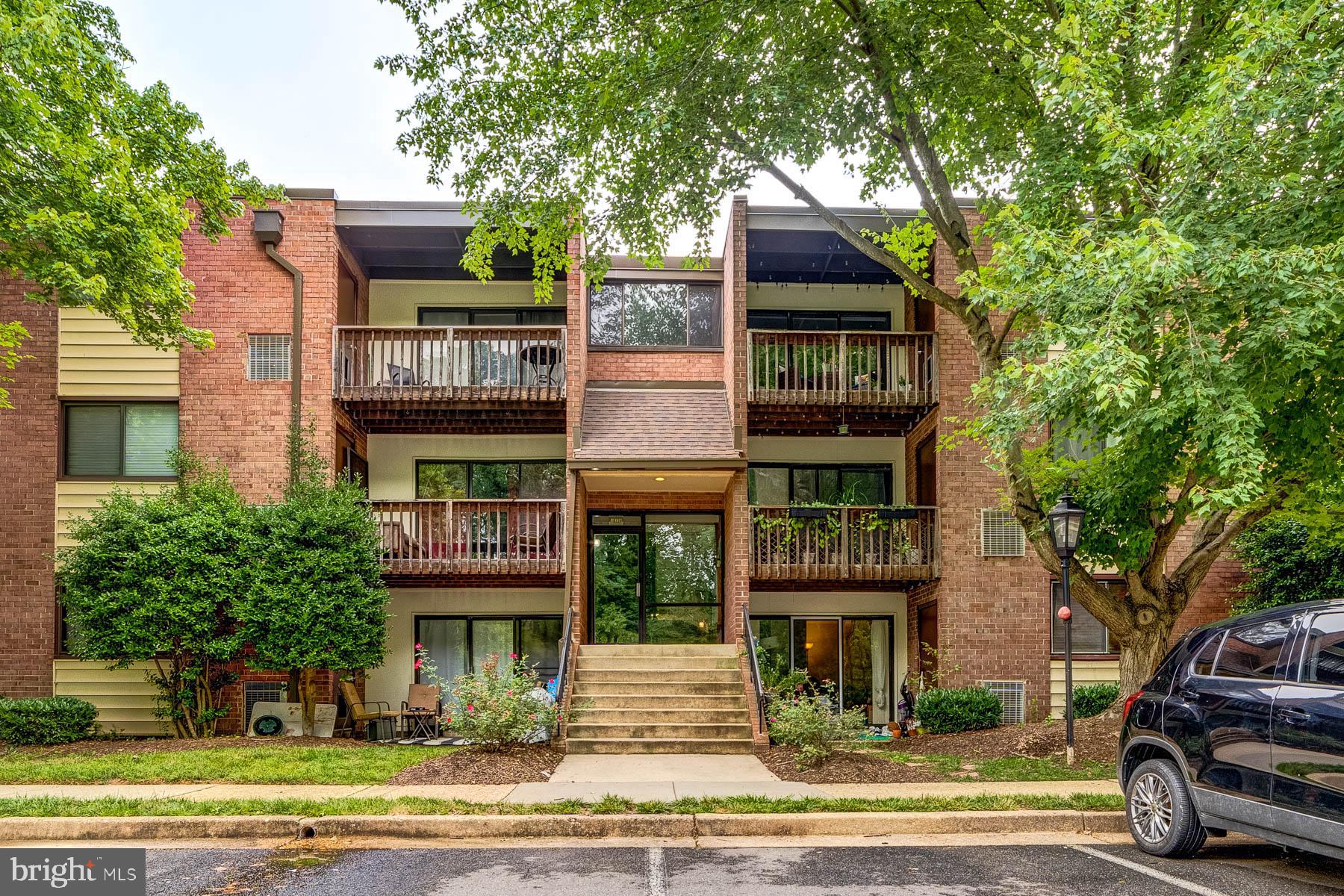 FAIRFAX WEST - Residential