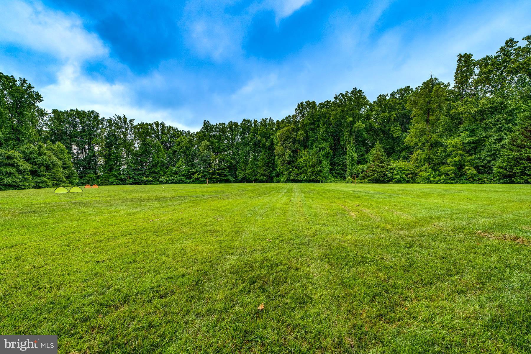 FAIRFAX WEST - Residential