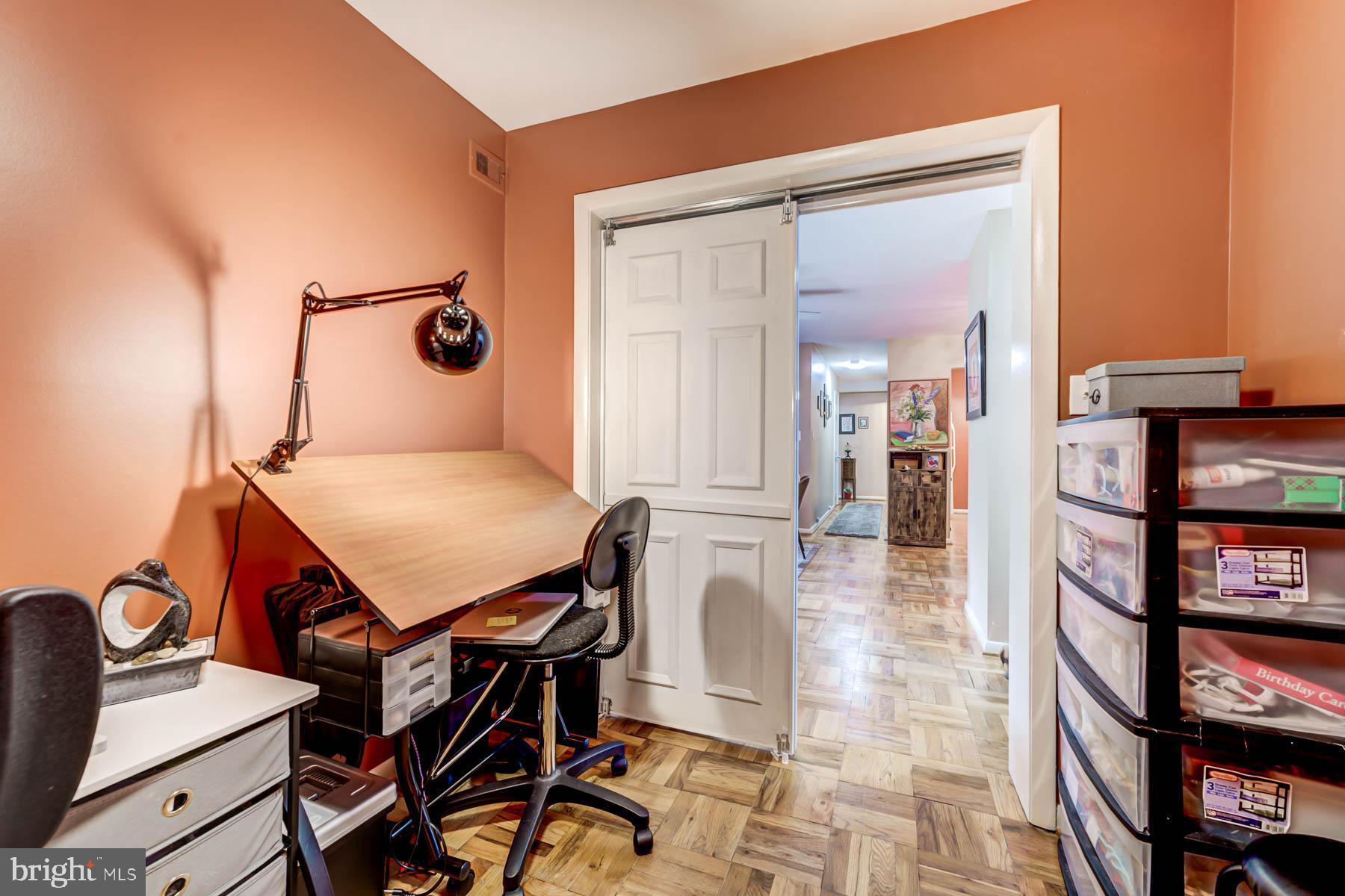 FAIRFAX WEST - Residential