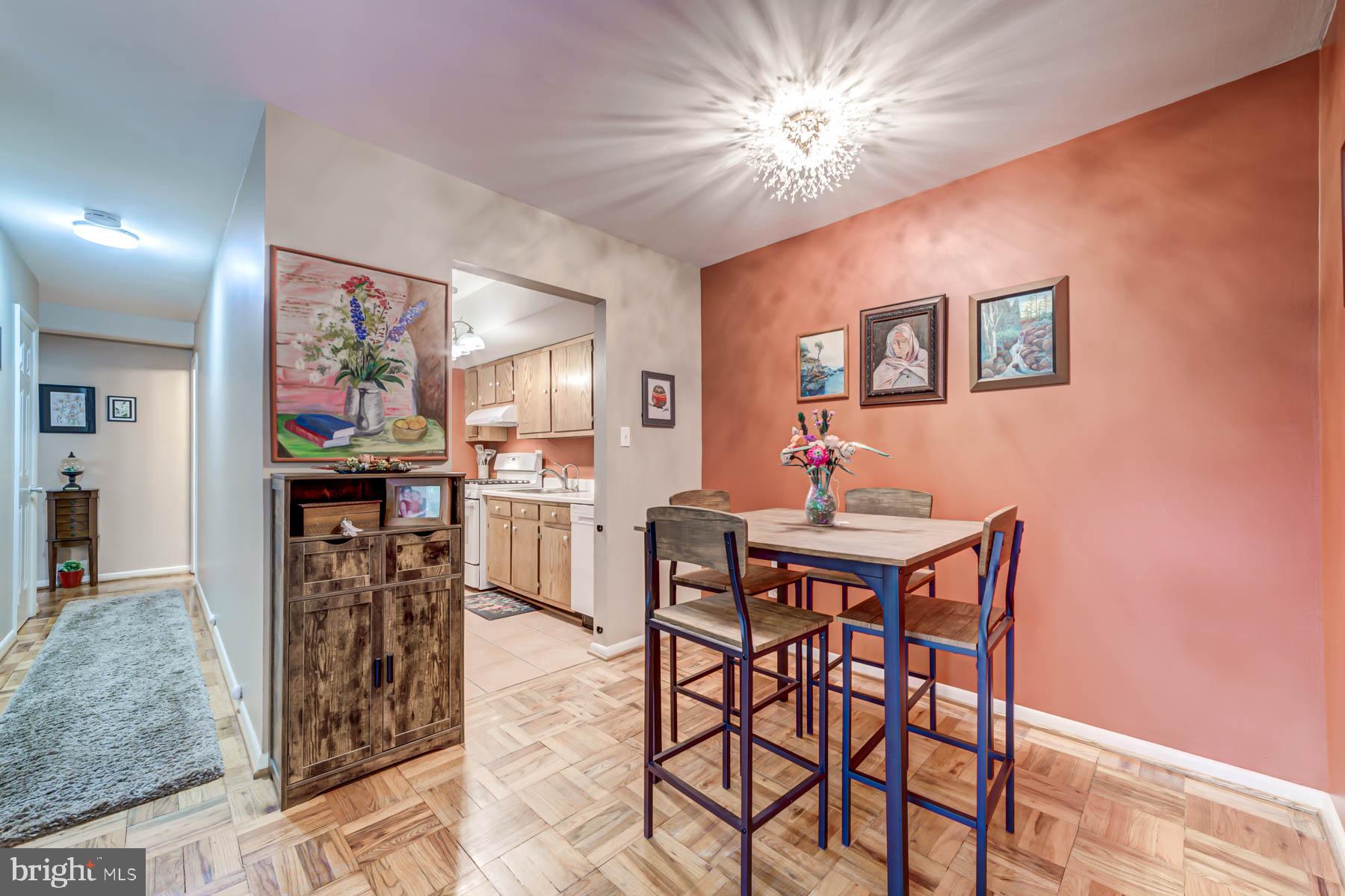 FAIRFAX WEST - Residential