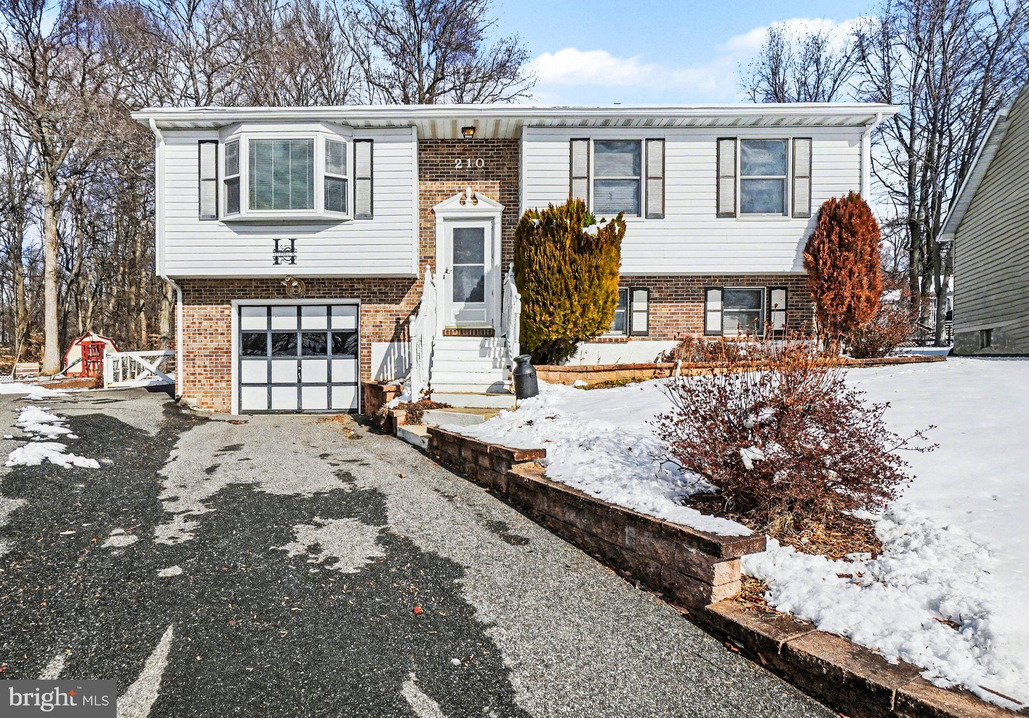 GRAYS HILL - Residential