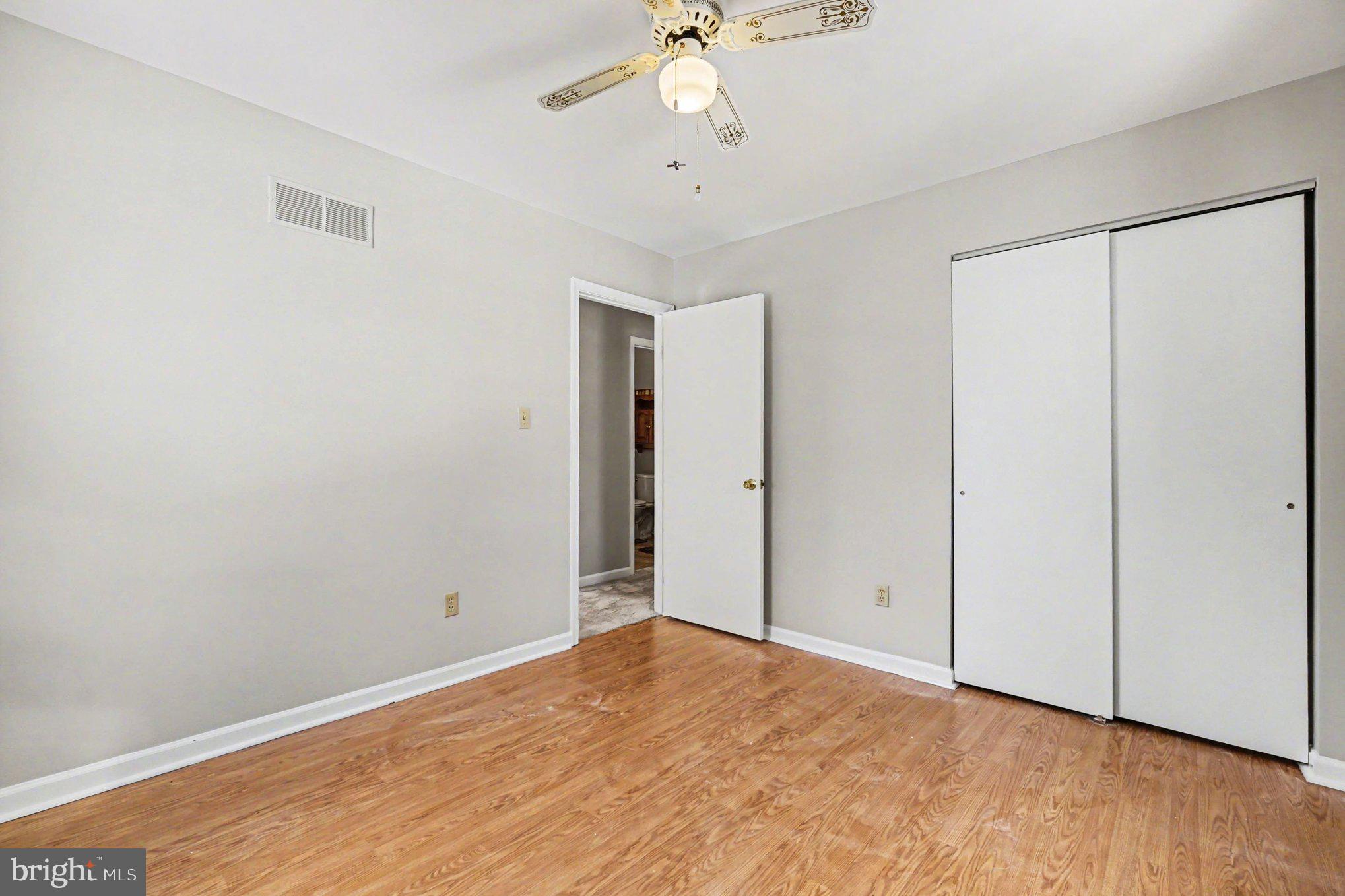 GRAYS HILL - Residential