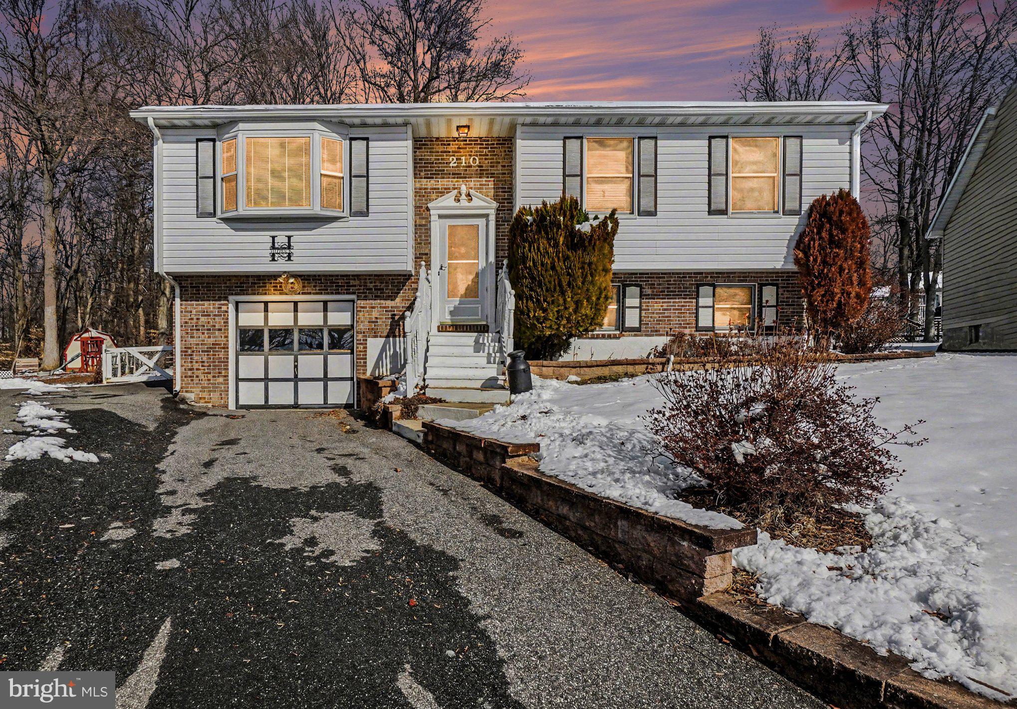 GRAYS HILL - Residential