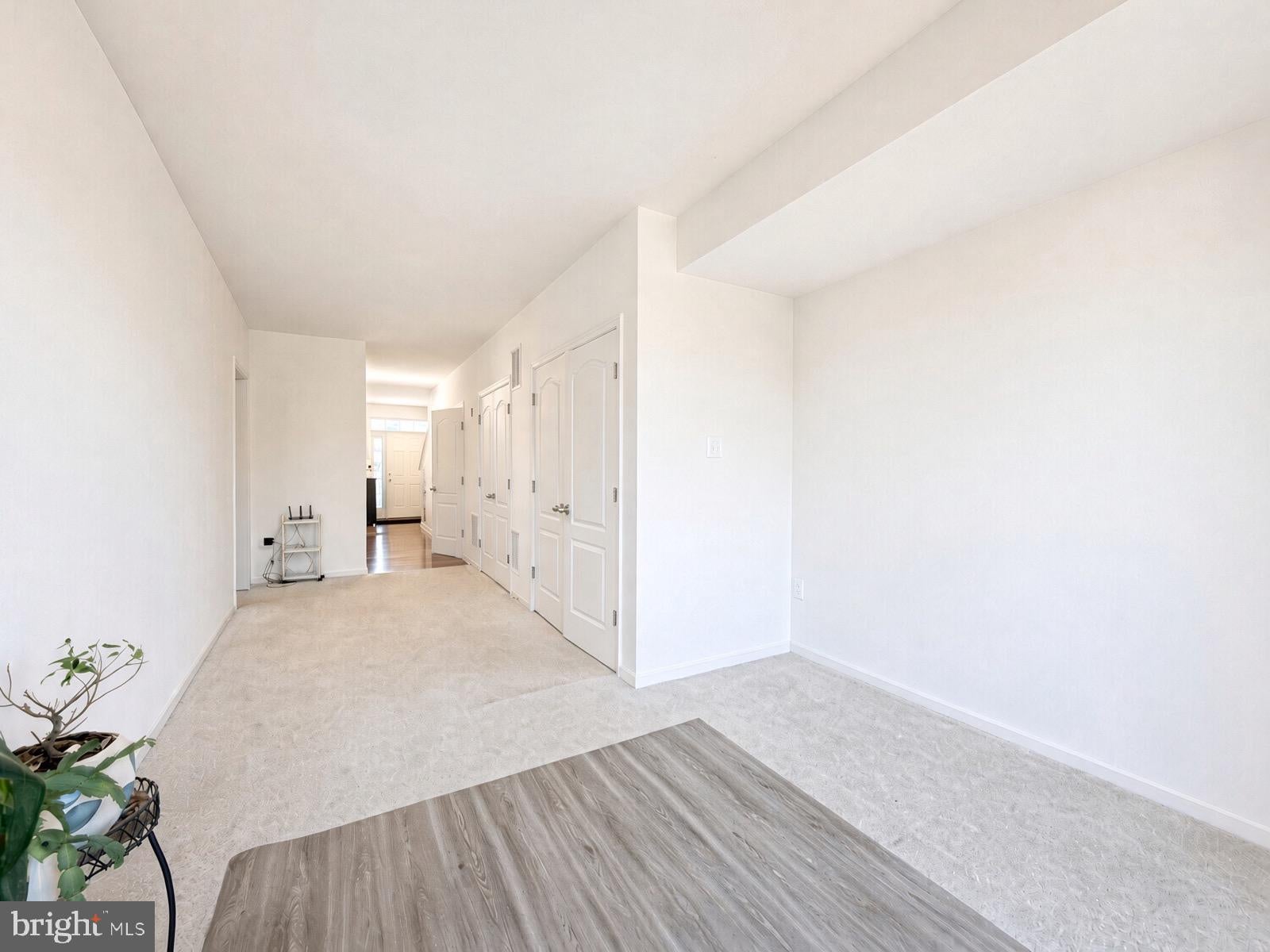 18245 HURRICANE COURT