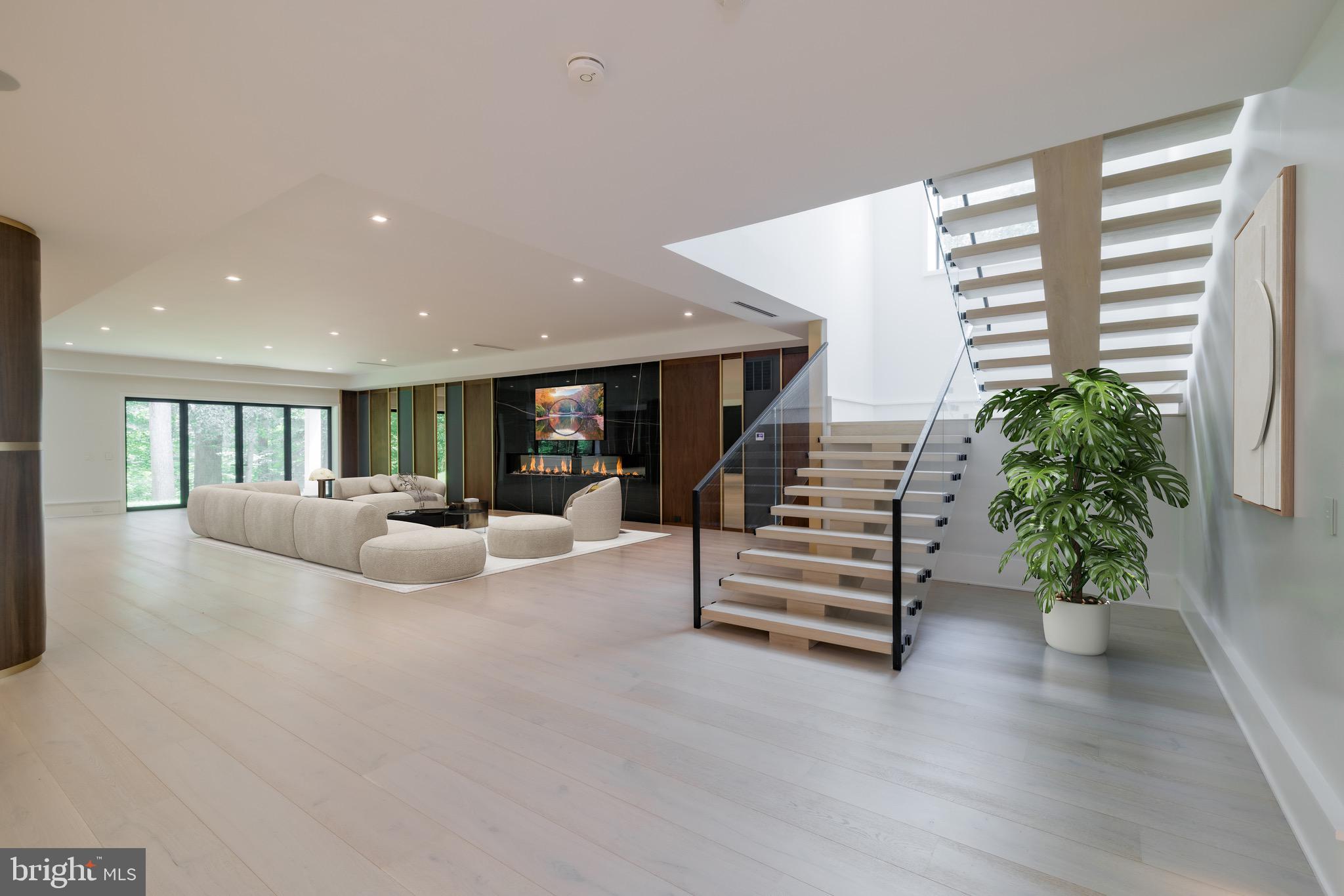 LANGLEY FARMS - Residential