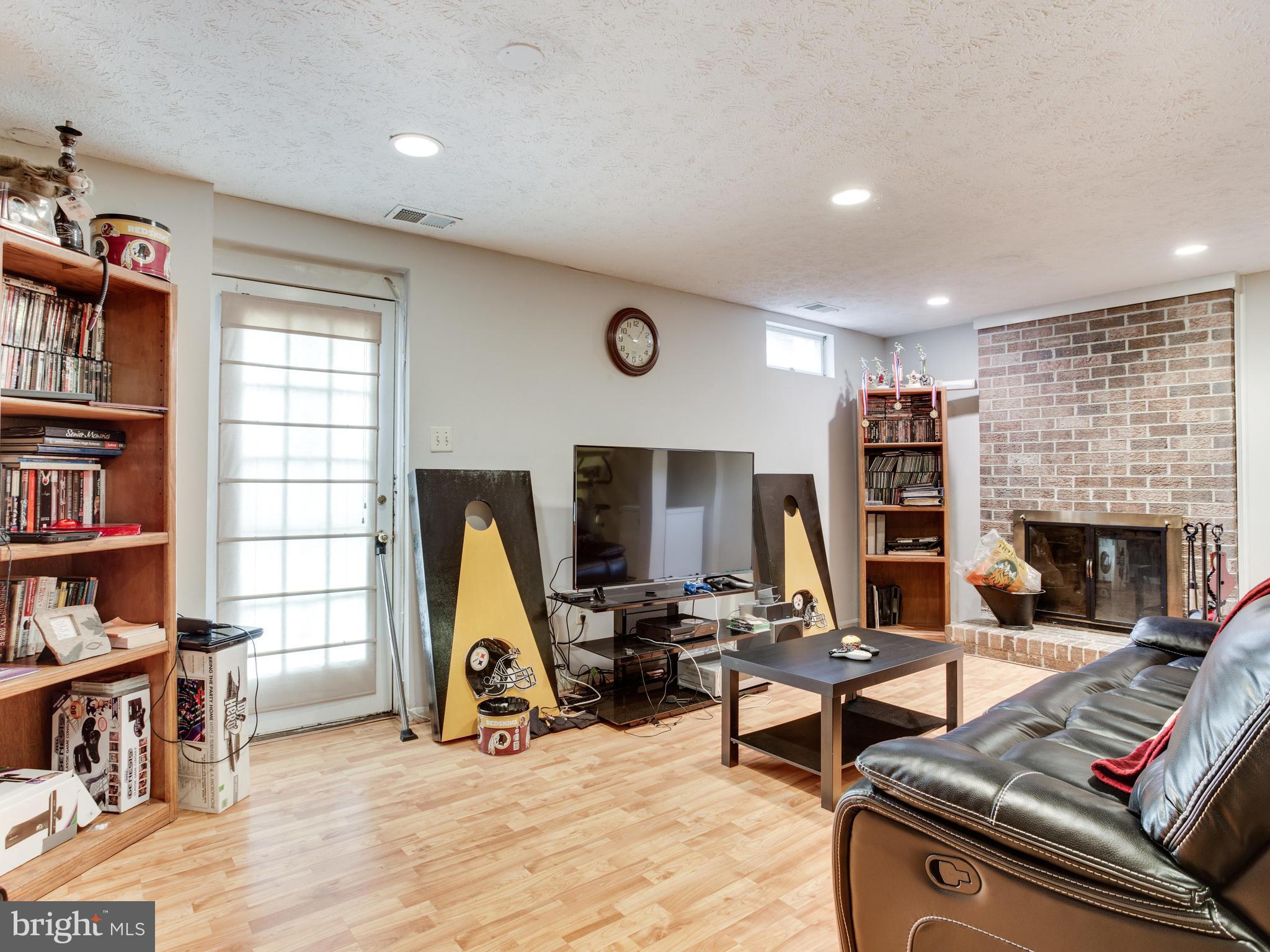 GREEN HOLLY WOODS PLAT T - Residential